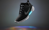 Nike HyperAdapt 1.0, la scarpa che si allaccia da sola